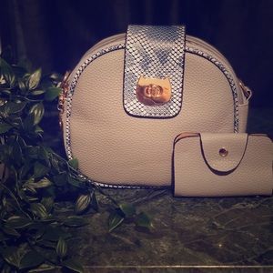 Tan w/ snake skin accents shoulder bag